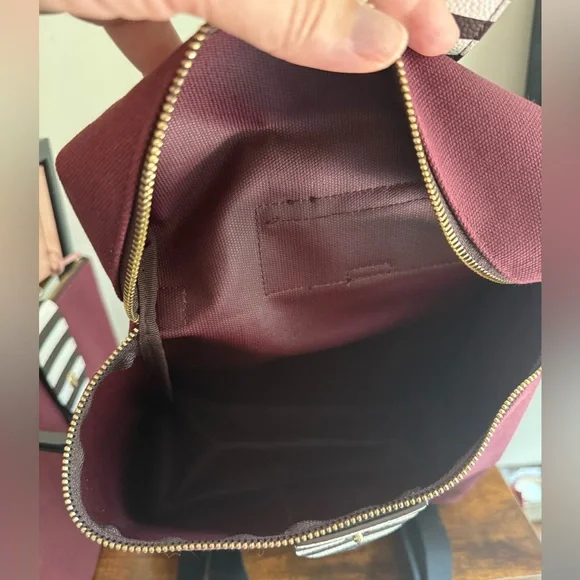 Henri Bendel Burgundy and Black Backpack Set display picture 2